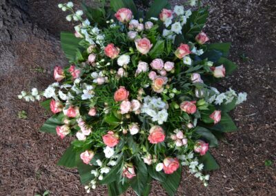 Realizacja - Kwiaciarnia Atena w Luboniu, Traugutta 24A, ze świeżych kwiatów, wieńce, wiązanki, ostatnie pożegnanie, kwiaty na pogrzeb