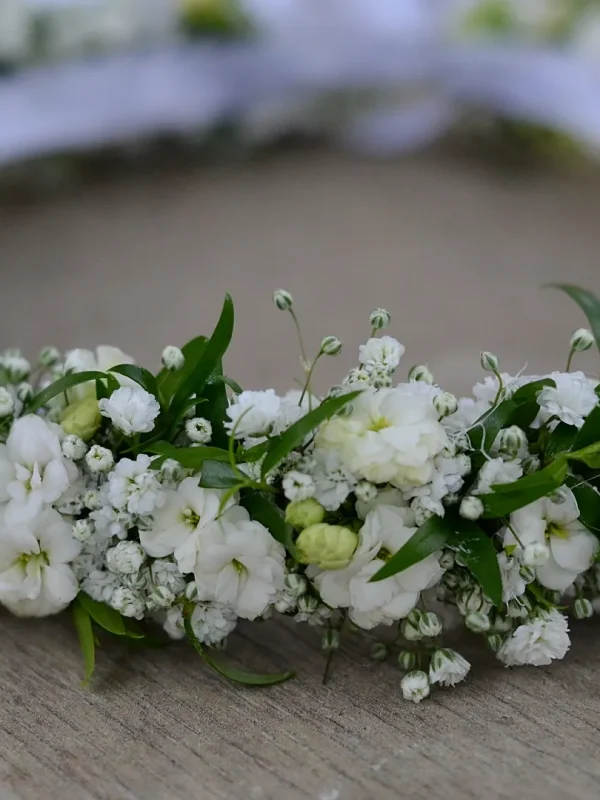 Kwiaciarnia_Atena_Lubon_wianek_komunijny_bialy_6