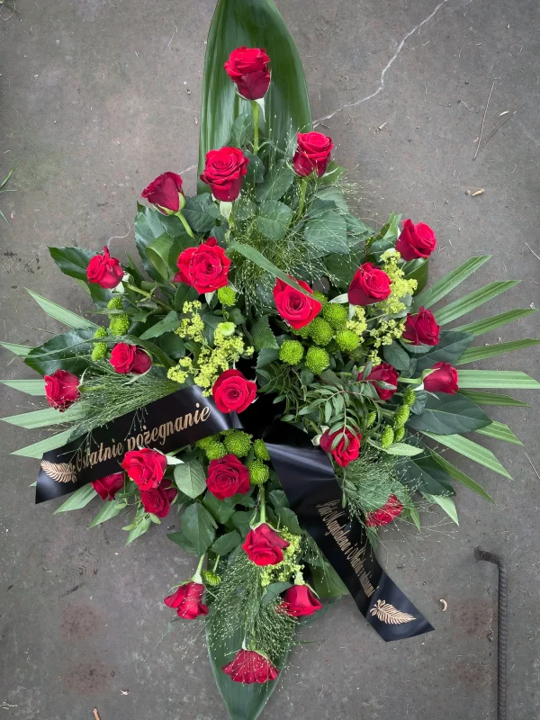 Kwiaciarnia_Atena_Lubon_wiazanka_czerwone_roze_03
